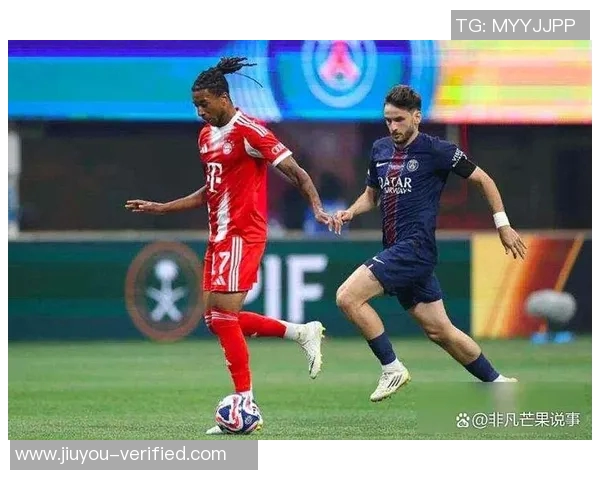 拜仁狂胜那不勒斯引发争议判罚全场沸腾的友谊赛回顾