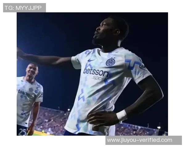 国米大胜切尔西6-2帽子戏法点燃世界杯激情瞬间回顾